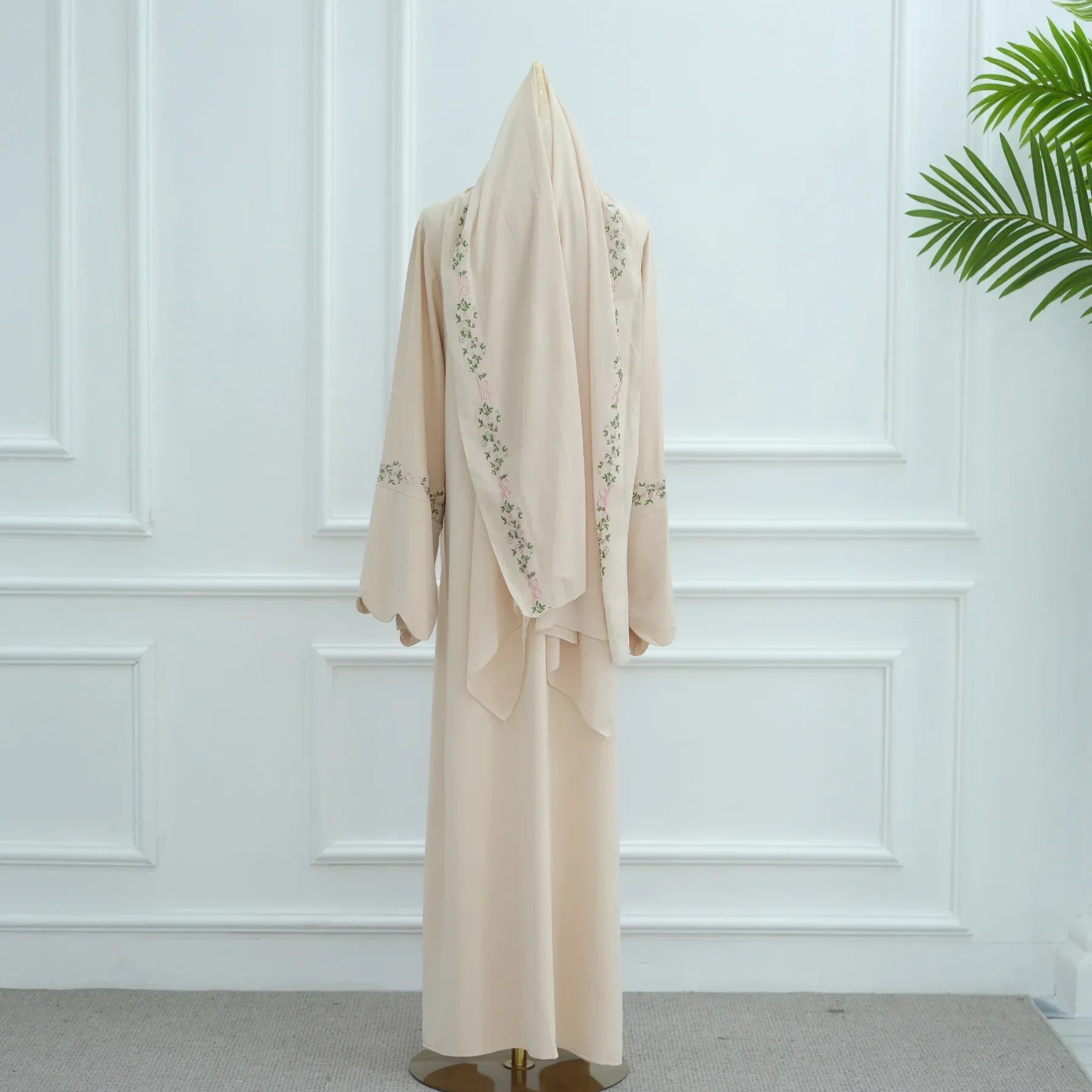 Luxurious Floral Embroidery Hijab Dress for Muslim Women Elegant Dubai Modest Abaya Eid Islam Party Jalabiya Turkey Kaftan Robe